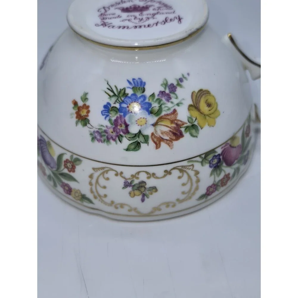 Hammersley Dresden Sprays Bone China Teacup Saucer Set Floral Gold Rim England